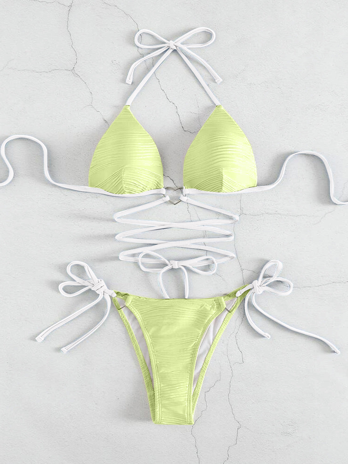 Contrast Halter Neck Two-Piece Bikini Set - Retro Punk Design 