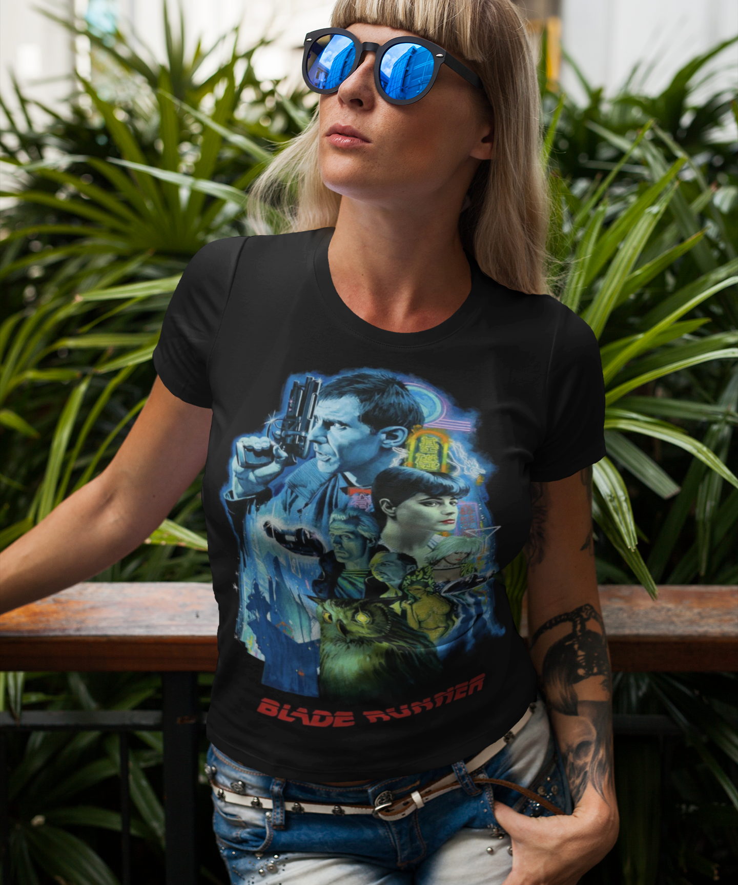 Blade Runner 1982 Graphic T-Shirt | Harrison Ford & Rutger Hauer Sci-Fi Movie Tee | RetroPunkDesign